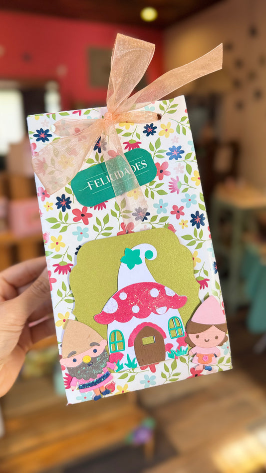 Caja de regalo con decoracion de hongos