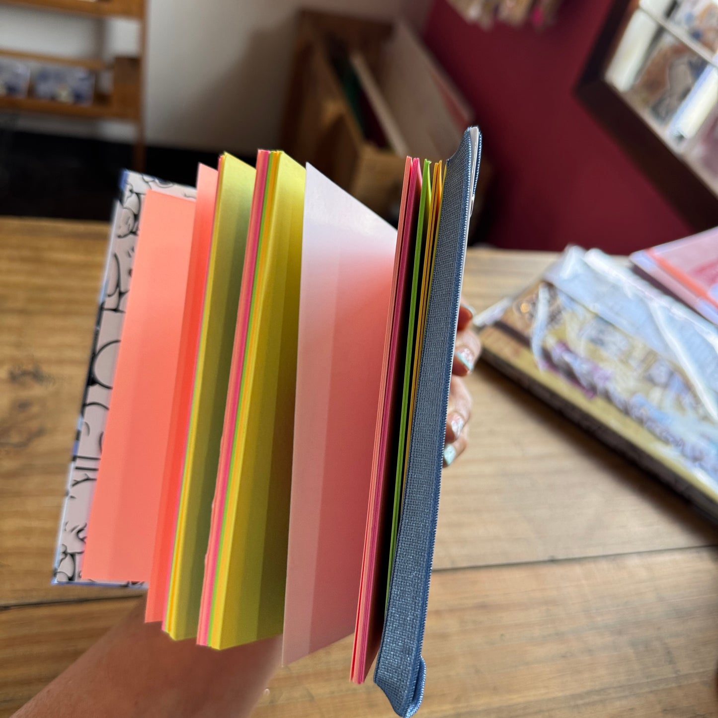 Libreta Snoopy Rainbow